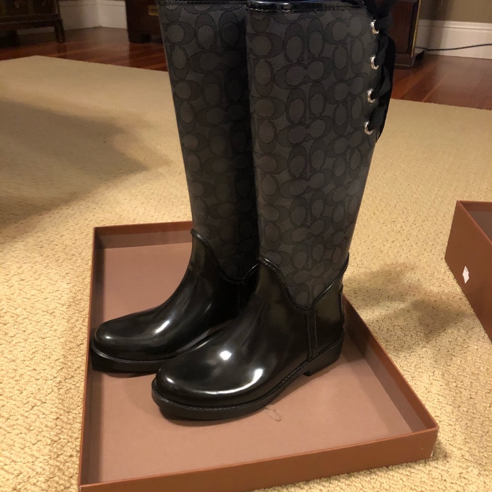 $289 NWT Coach Black Rubber Knee High Boots w/Laces 6M
